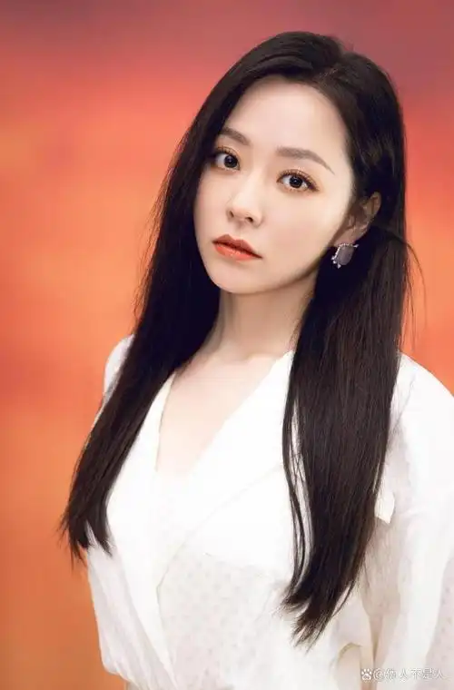 39岁张靓颖,绝代女神啊!会唱歌还如此性感饱满!