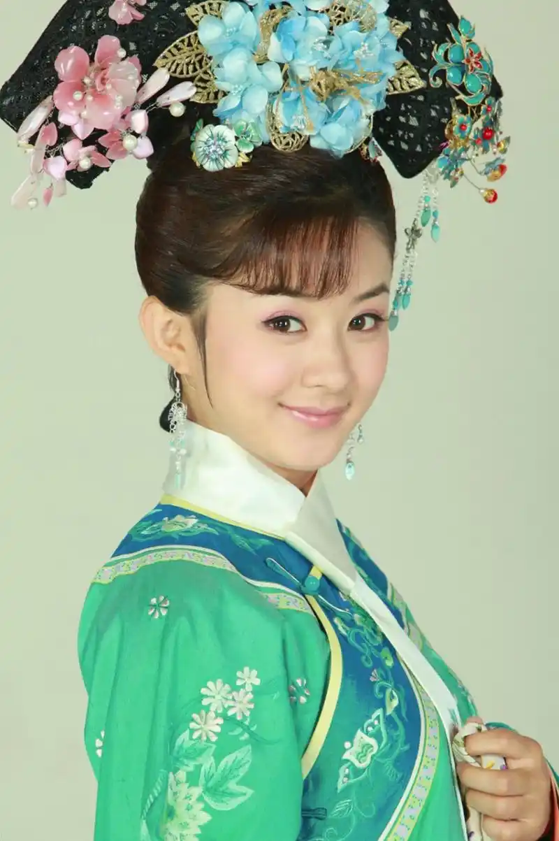 赵丽颖在电视剧《新还珠格格》中饰演晴儿,又称晴格格