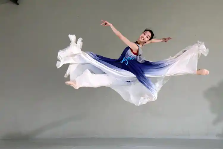 青春舞者 蓝白衣单人舞——素材版