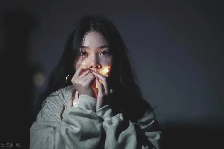 简短好听的伤感女生网名(对某人失望心寒的昵称)