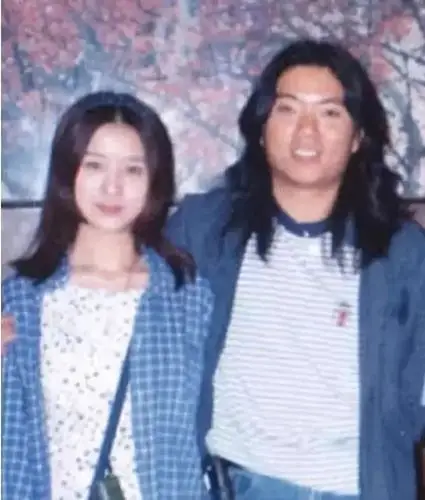 你全部的青春期,都藏在我的诗句里_网易订阅