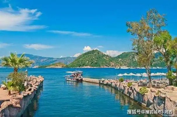 云南抚仙湖旅游攻略,云南抚仙湖旅游最佳路线推荐,超详细!