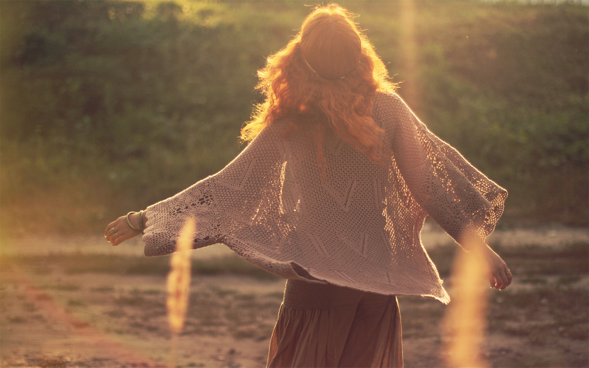 非主流欧美美女唯美意境伤感背影高清桌面壁纸(2)高清大图预览1920x12