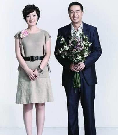 张嘉译真厉害!娶了这样的一个老婆,网友:好男人有眼光啊!