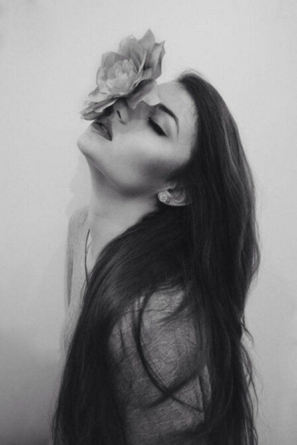 精选2021欧美黑白五官立体女生唯美图片